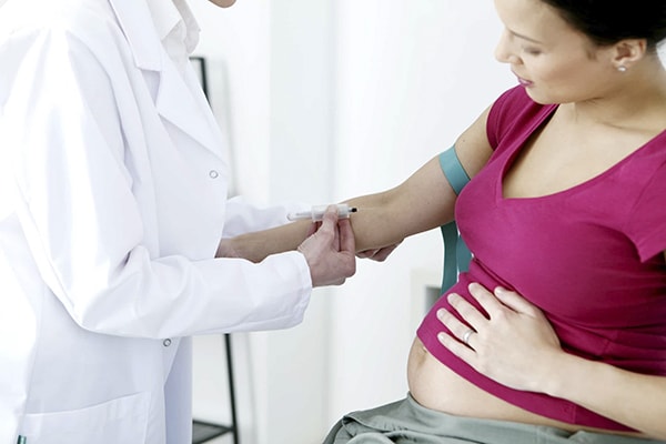 Các phương pháp điều trị bệnh bạch cầu trong thai kỳ là gì?